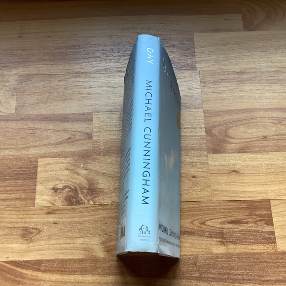 Signed Copy of “Day” by Michael Cunningham - Picture 8 of 8